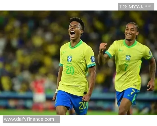 巴西娃娃脸足球明星的成长之路与辉煌成就揭秘 巴西娃娃脸足球明星的成长之路与辉煌成就揭秘