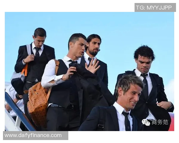 巴西足球明星们的时尚选择揭秘他们背的包包潮流与品牌故事 巴西足球明星们的时尚选择揭秘他们背的包包潮流与品牌故事