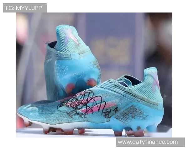 拼图足球明星与球鞋的完美结合打造你的专属足球梦