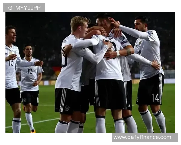 日本足球明星的崛起与影响力探讨引发全球关注与热议