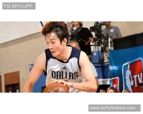 十一号球衣的篮球明星是谁他在赛场上的传奇故事与成就揭秘