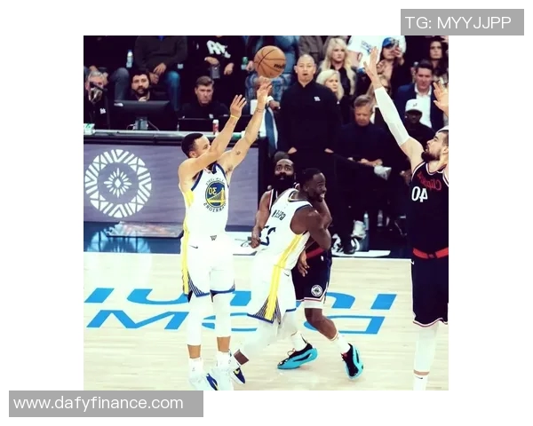 篮球明星签名背后的故事与他们的篮球生涯精彩瞬间